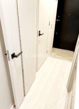 玄関　※別部屋参考写真