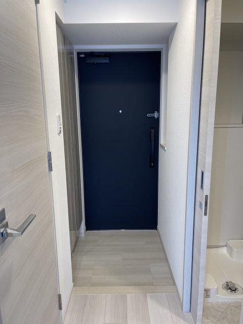 玄関　同物件別室です。
