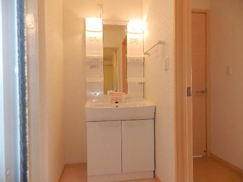 洗面設備　洗髪洗面化粧台