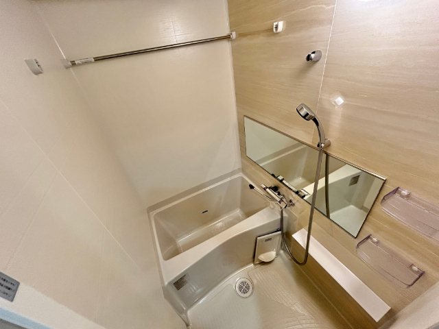 バス・シャワールーム　新築の為同間取りの他の階の写真です。