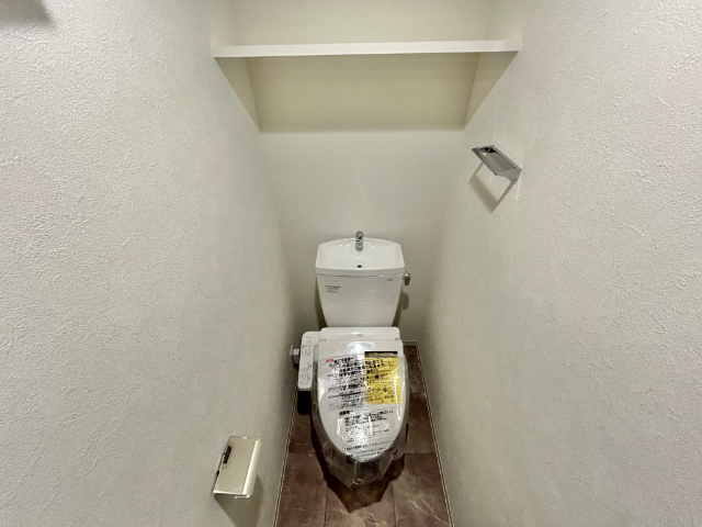 トイレ　新築の為同間取りの他の階の写真です。