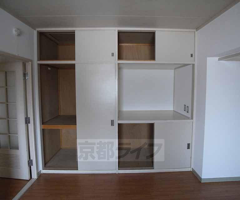 収納　ダイニングの収納スペースです。