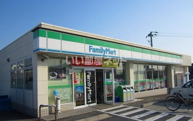 コンビニ　ファミリーマート　松ノ前店（コンビニ）まで1302m