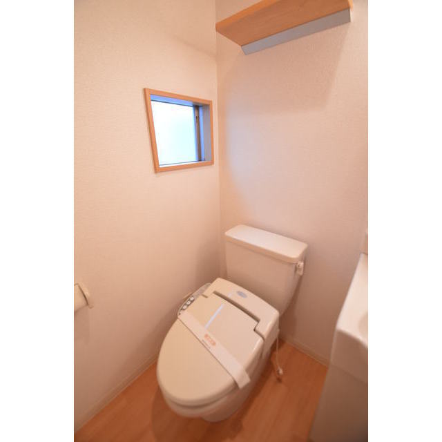 トイレ　温水洗浄便座付