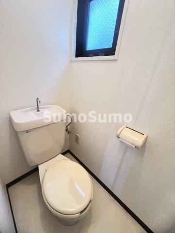 トイレ　清潔感のあるトイレです