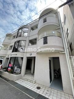 建物外観　外観は落ち着いています