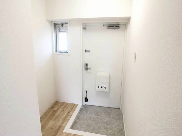 玄関　ビレッジハウスの同一物件・同一タイプの間取りの写真です
