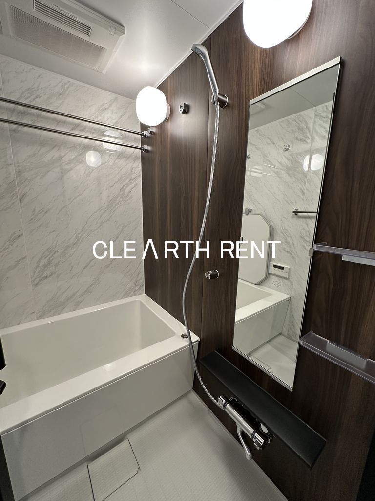 バス・シャワールーム　24時間換気機能付浴室暖房・換気・乾燥機/追い焚き機能付き