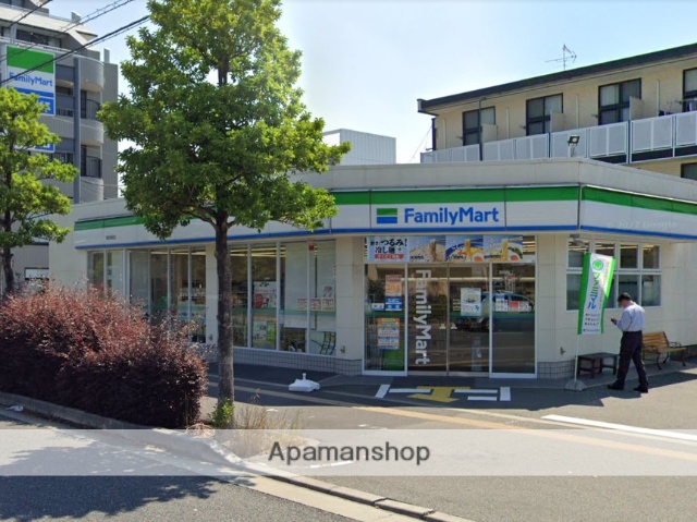 コンビニ　ファミリーマート池田神田店（コンビニ）まで639m