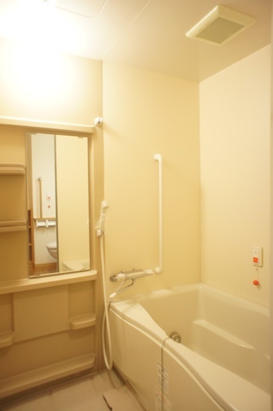 バス・シャワールーム　図面と現状が相違がある場合には現状を優先．．．