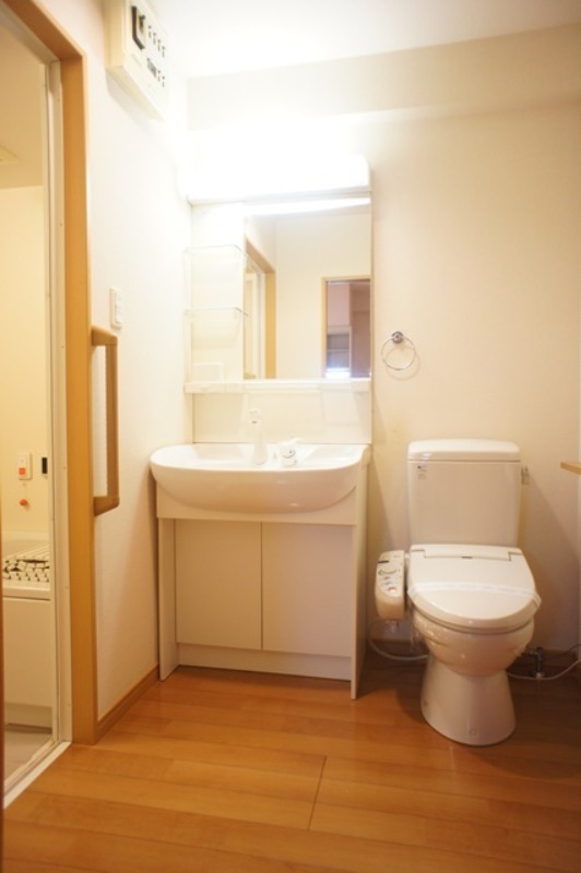 洗面設備　図面と現状が相違がある場合には現状を優先．．．