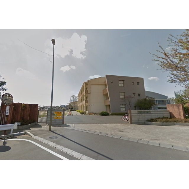 小学校　水戸市立新荘小学校（小学校）まで950m