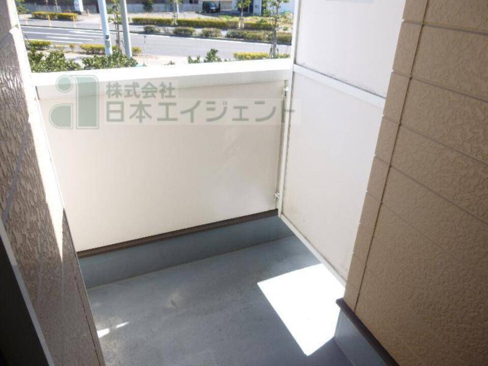 バルコニー　バルコニー