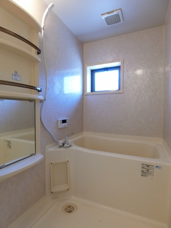 バス・シャワールーム　図面と現状に相違がある場合には現状を優先