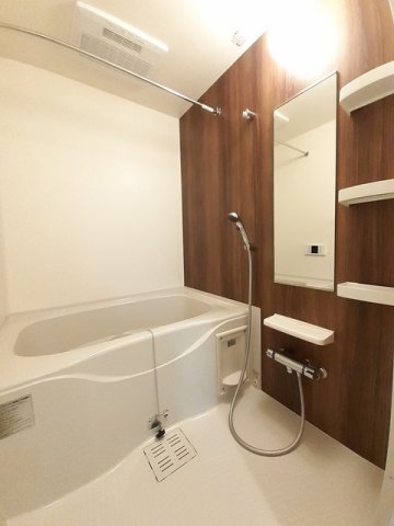 バス・シャワールーム　日々の疲れを癒すお風呂付です