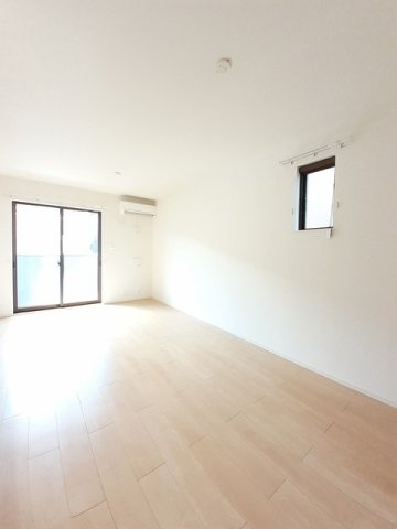 居室・リビング　ゆったりとした居間です