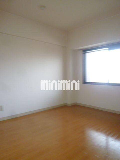 居室・リビング　北側洋間６帖のお部屋