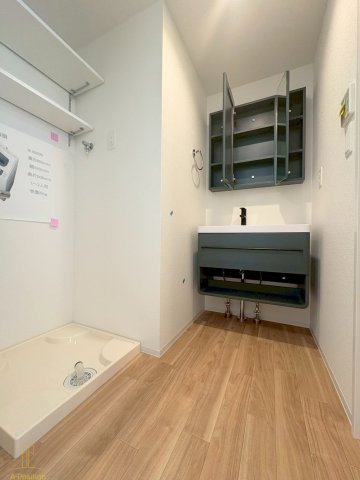 洗面設備　セレニテ東梅田アリエ