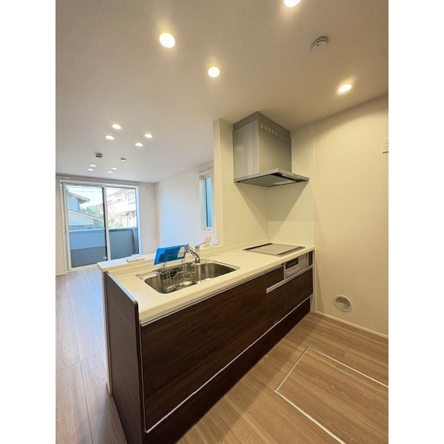 キッチン　開放感のある対面式キッチン♪