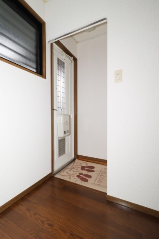 玄関　図面と現状に相違がある場合には現状を優先