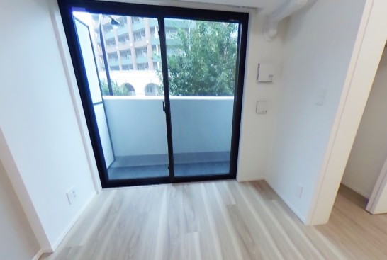 バルコニー　バルコニーがあります