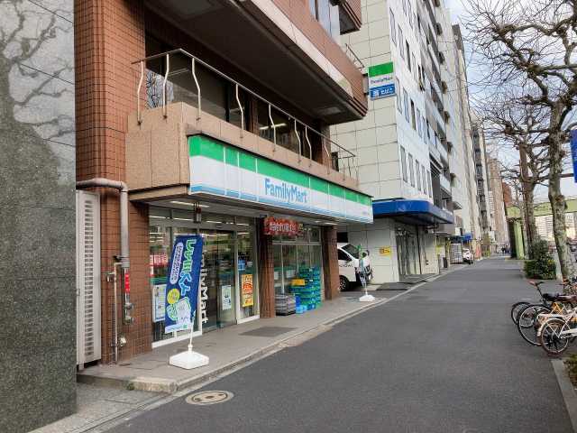 コンビニ　ファミリーマート東神田二丁目店（コンビニ）まで440m