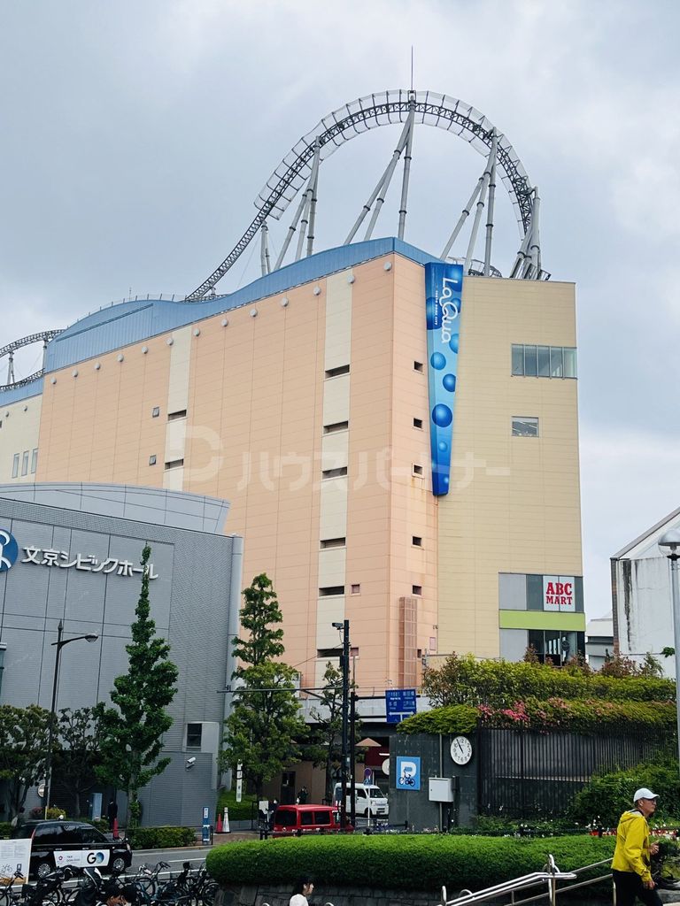 ショッピングセンター　LaQua（ショッピングセンター）まで730m