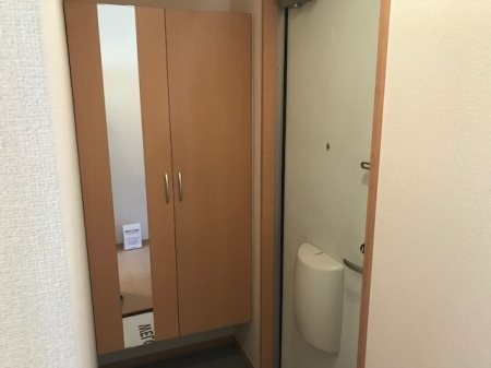 玄関　※他部屋参考写真