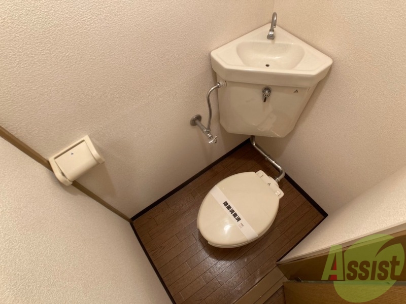 トイレ　こちらはトイレです。お手入れも楽ちんです！