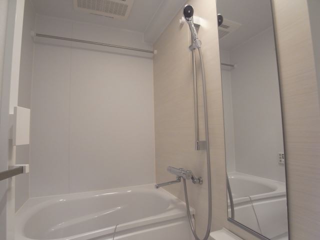 バス・シャワールーム　お風呂