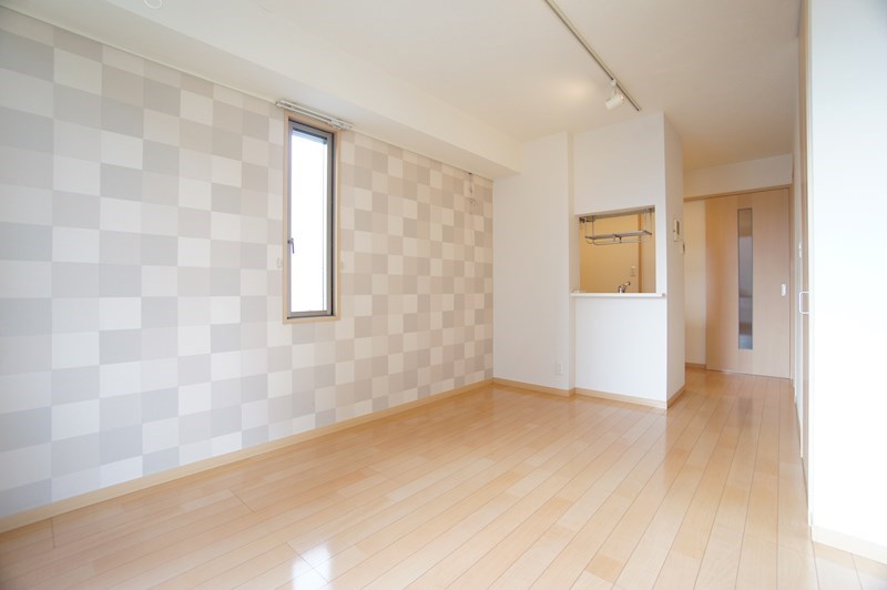 その他部屋・スペース　アクセントクロスが特徴のお部屋です。