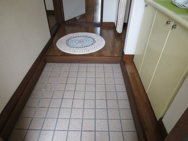 玄関　※別のお部屋のお写真です※