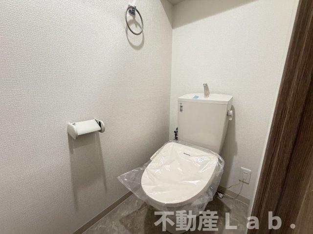 トイレ　１C号室(モデルルーム)の写真です。