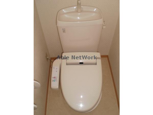 トイレ　温水洗浄便座