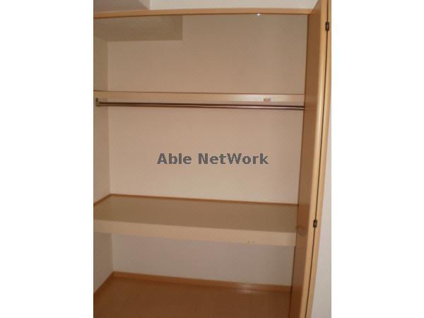 収納　クローゼット