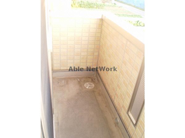 バルコニー　洗濯物も安心