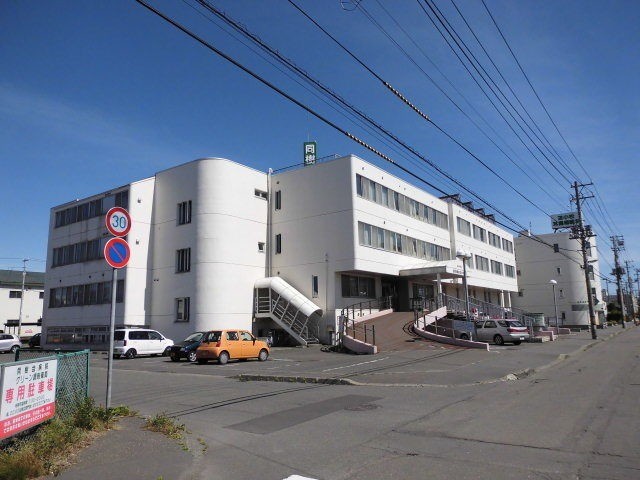 病院　特定医療法人同樹会苫小牧病院（病院）まで882m