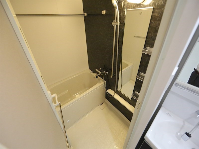 バス・シャワールーム　バスルーム　浴室暖房乾燥機付き