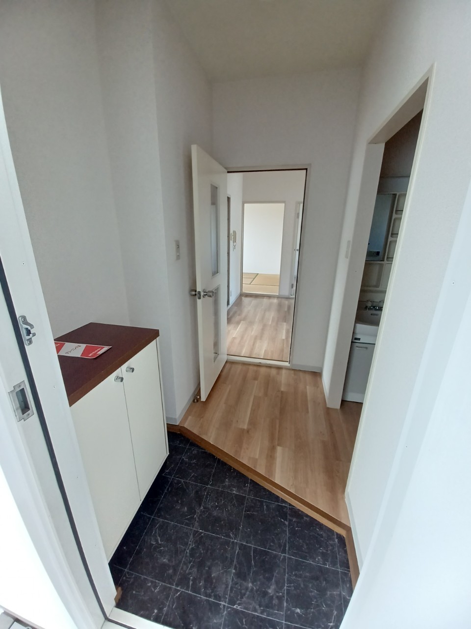 玄関　きれいな玄関です