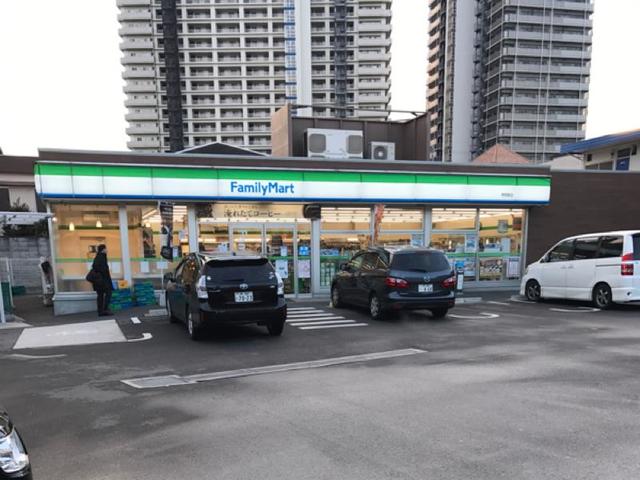 コンビニ　ファミリーマート野田小前（コンビニ）まで419m