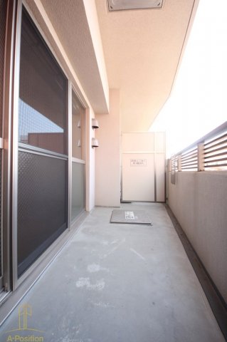 バルコニー　ウィスタリア京橋