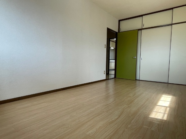 居室・リビング　別の号室の写真です