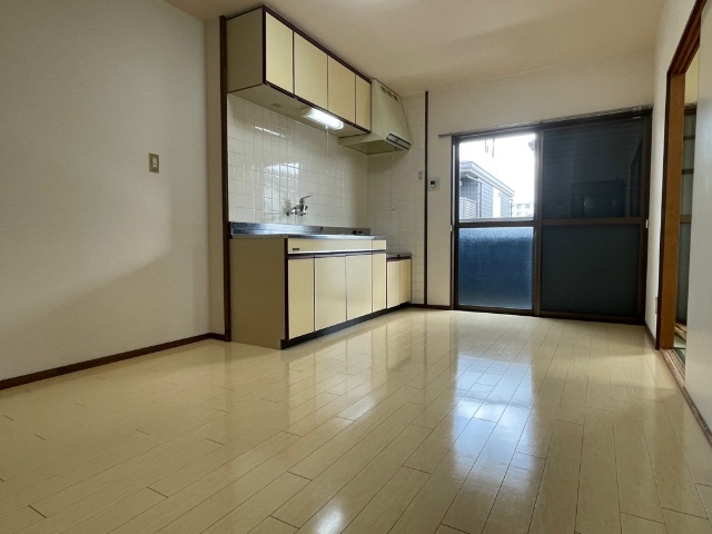 居室・リビング　別の号室の写真です