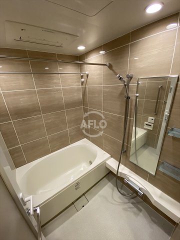 バス・シャワールーム　クラッシィタワー淀屋橋　浴室