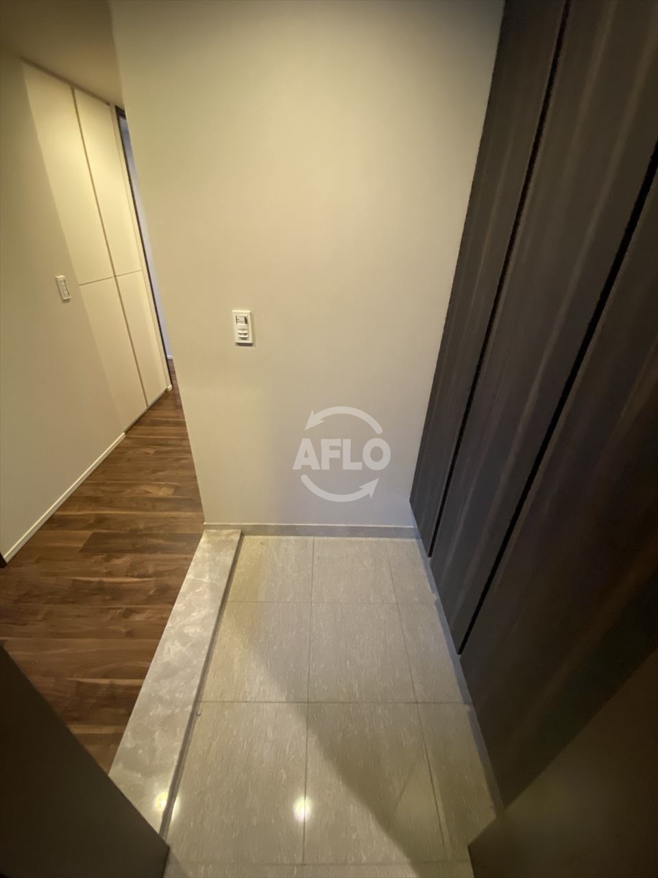 玄関　クラッシィタワー淀屋橋　玄関