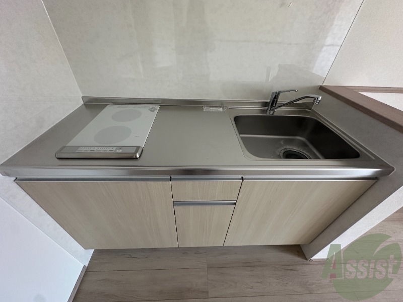 キッチン　調理スペースがありシンクも広いので料理が捗ります