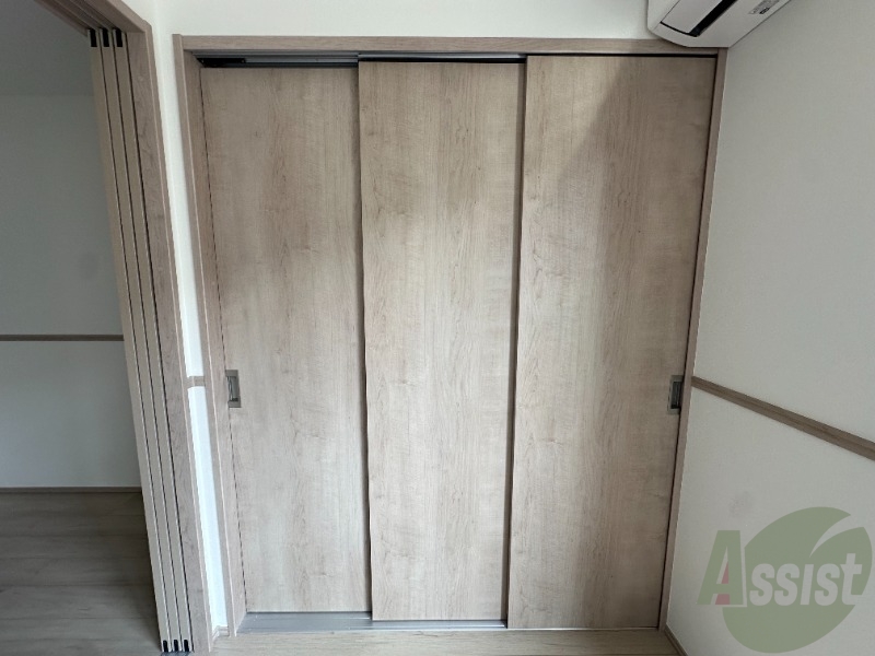 収納　収納スペースは３帖洋室にあります。中はどんな感じでしょう