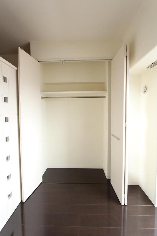 収納　同タイプの別部屋写真です。現況優先となります。