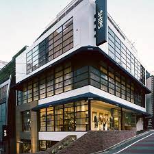 ショッピングセンター　SHIPS渋谷店（ショッピングセンター）まで438m