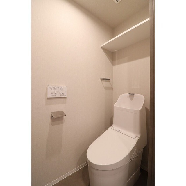 トイレ　・反転タイプ・